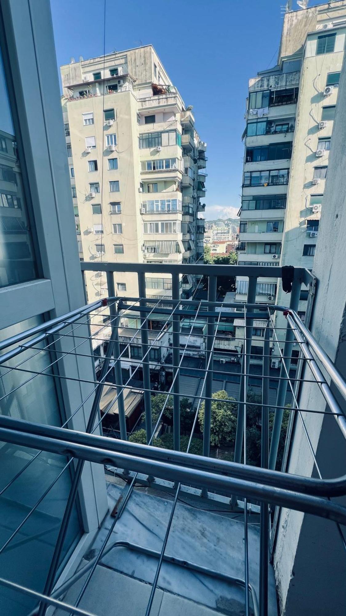 A&X Lovely And Central Apartment - 24H Self Check-In Tirana Kültér fotó